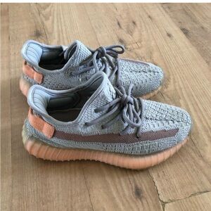 Adidas Yeezy boost  Classic Gray Footwear